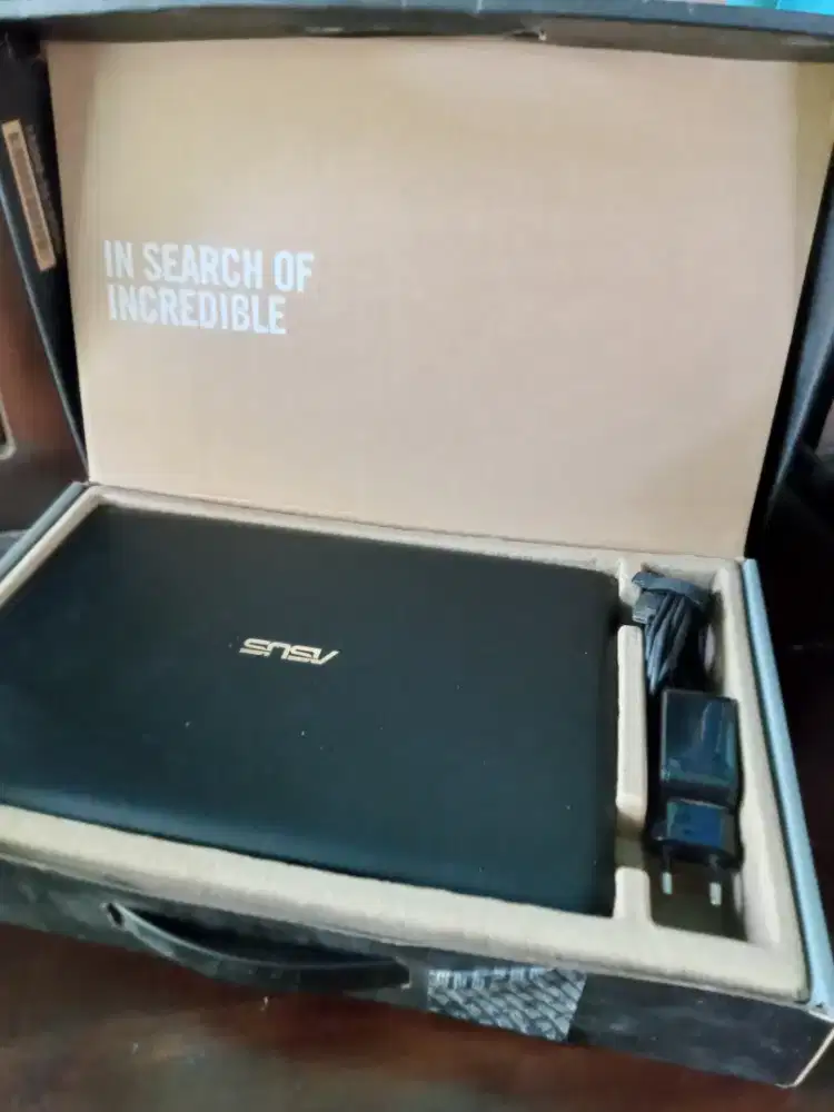 Notebook Asus E202S 11.6 Celeron N3050 Ram 4GB SSD 128GB -Siap Pakai