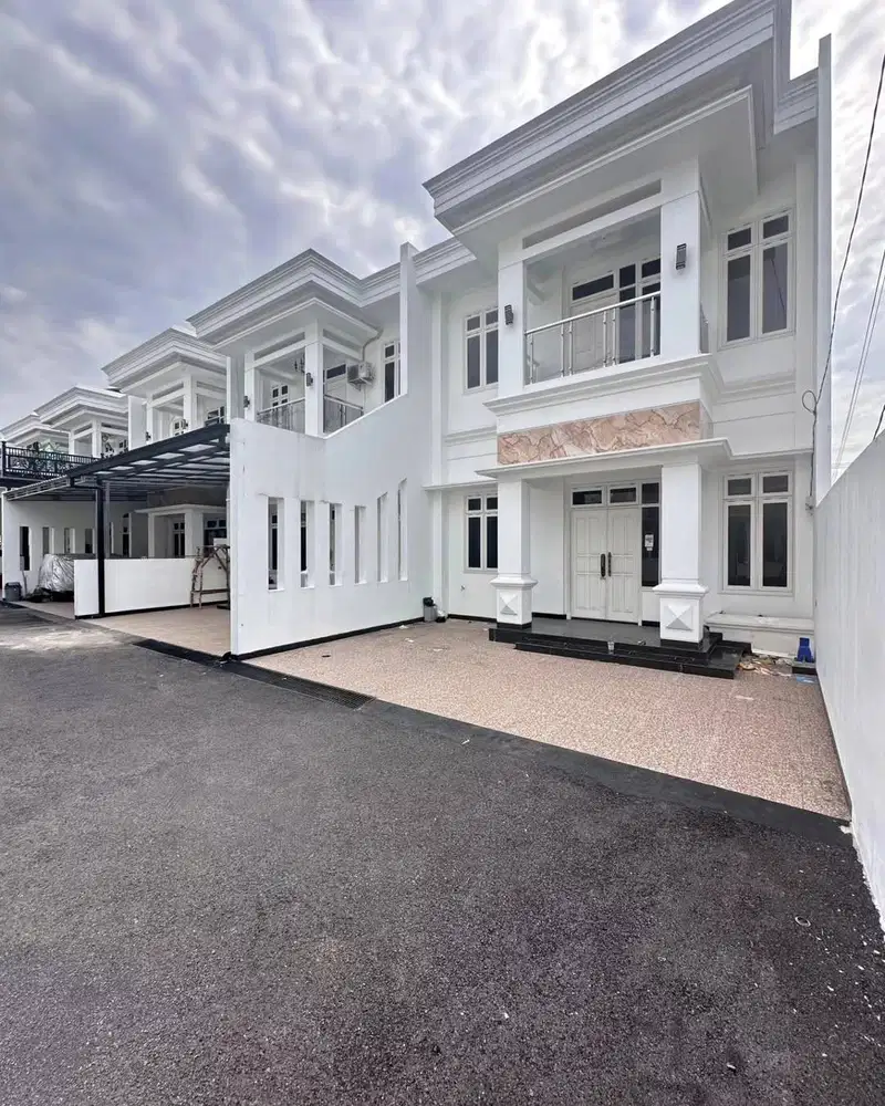 TAKE OVER town house Palimo Regency Blok A6
