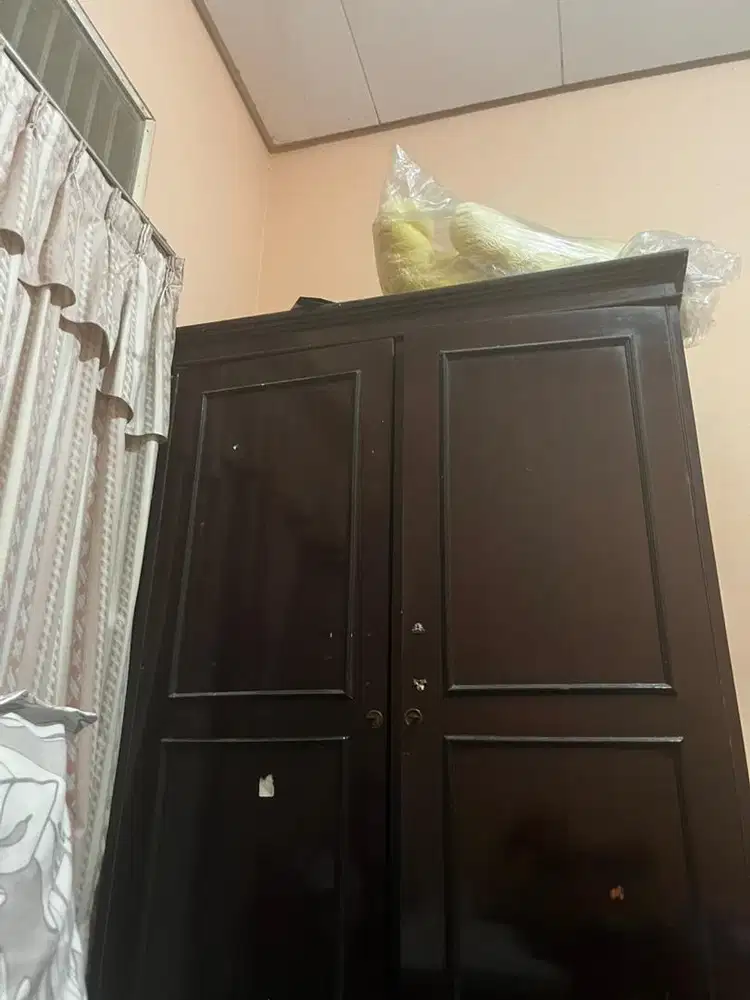 lemari baju kayu jati