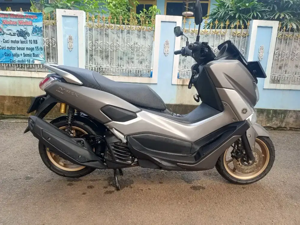 Yamaha NMAX abu abu low km 2019 n max
