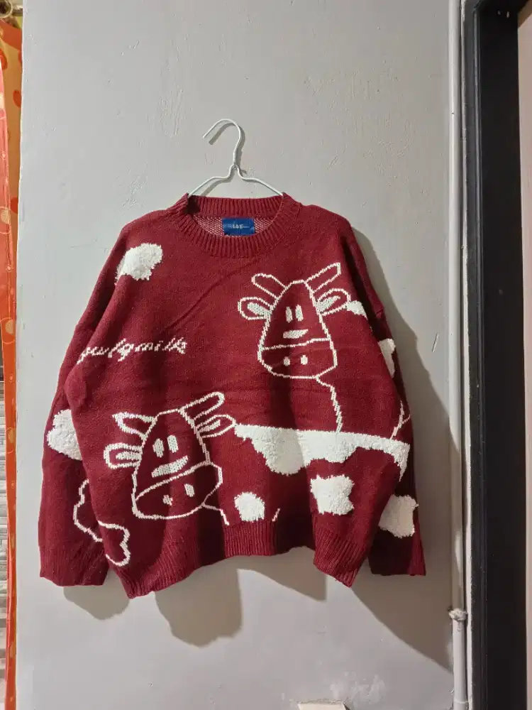 Sweater Oversize Tebal Motif Timbul