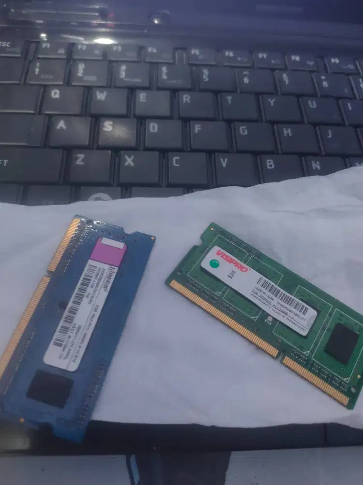 Ram DDR3 2GB 2 Keping