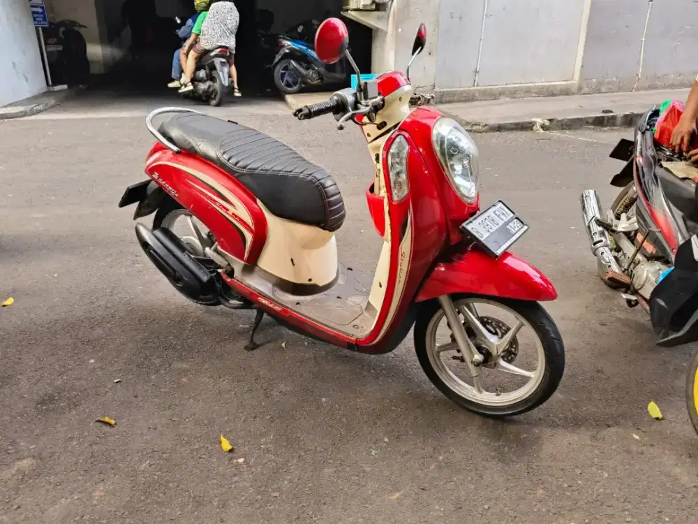 Honda Scoopy 110cc PGM-FI Tahun 2014