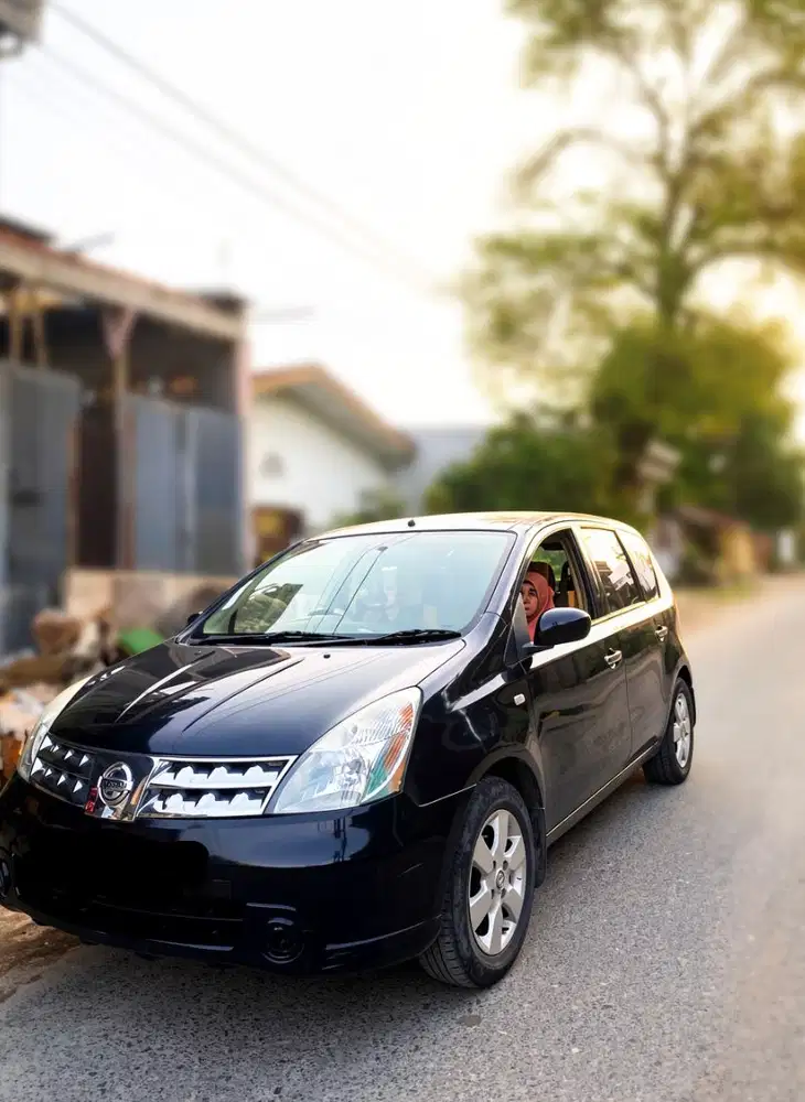 Nissan Livina 2008 Bensin
