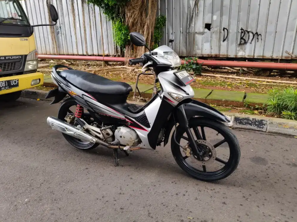 Honda Supra X 125cc Karburator Tahun 2006