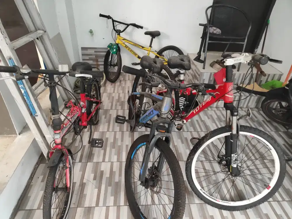 Dijual 4 sepeda, 4jt semua nya
