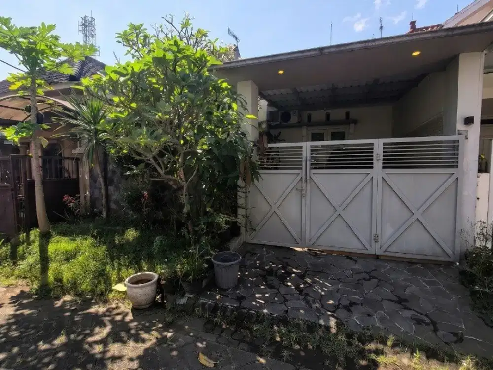 DIJUAL Rumah Minimalis Area Carport Bercanopy Siap Huni Keamanan 24 Jam di Kawasan Premium Araya Dekat Sekolah dan Pusat Kuliner di Puri Palma Araya