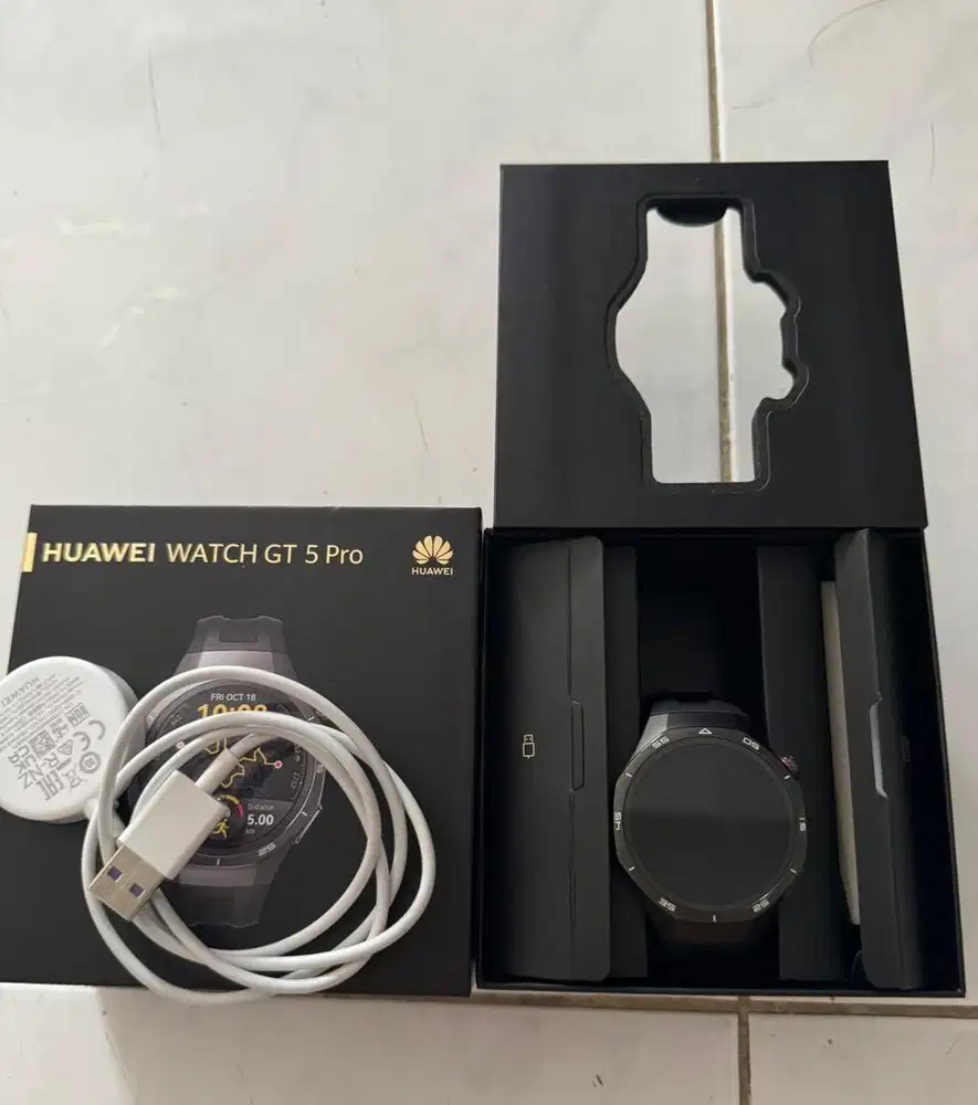Huawei GT 5 Pro Black Mulus