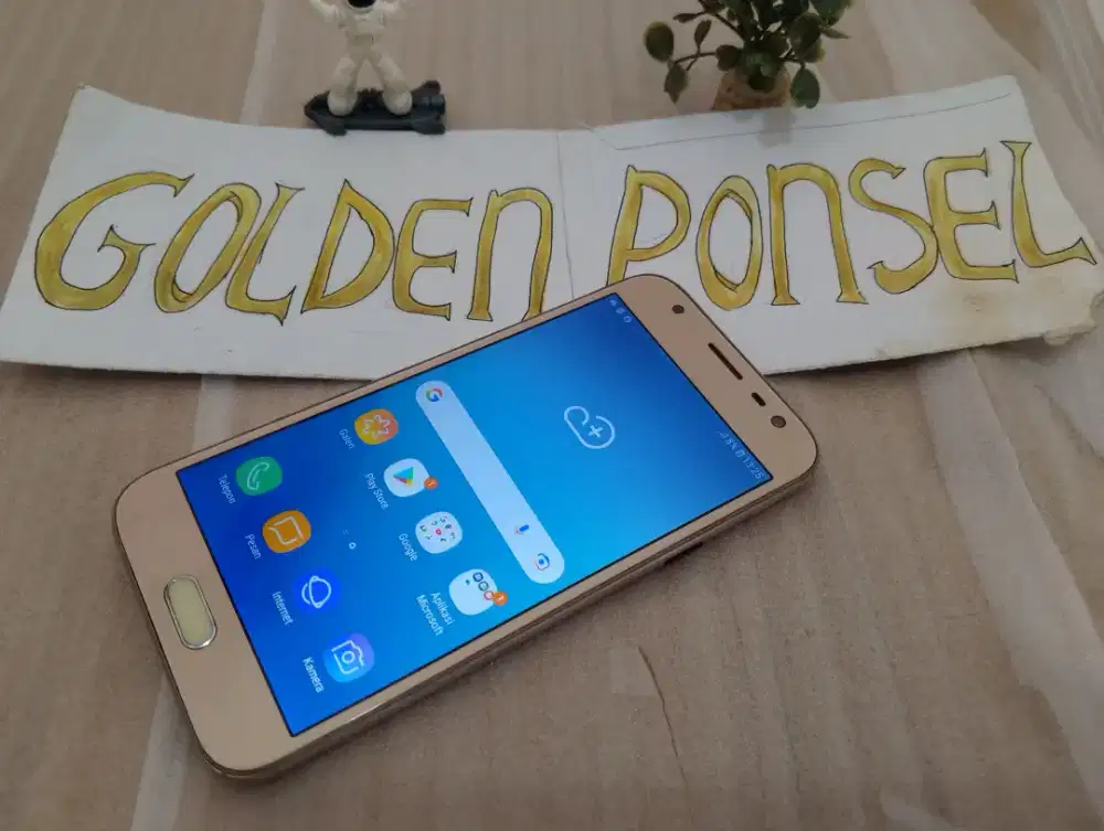 Galaxy Tab J3 Pro ORI.Amoled.16Gb/Ram2Gb.Golden Ponsel
