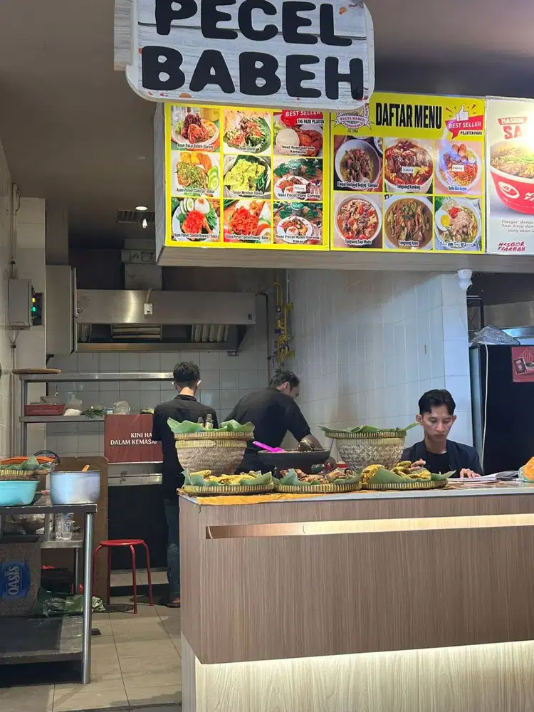 LOWONGAN KERJA – STAFF TENANT PECEL BABEH (PEJATEN VILLAGE MALL)