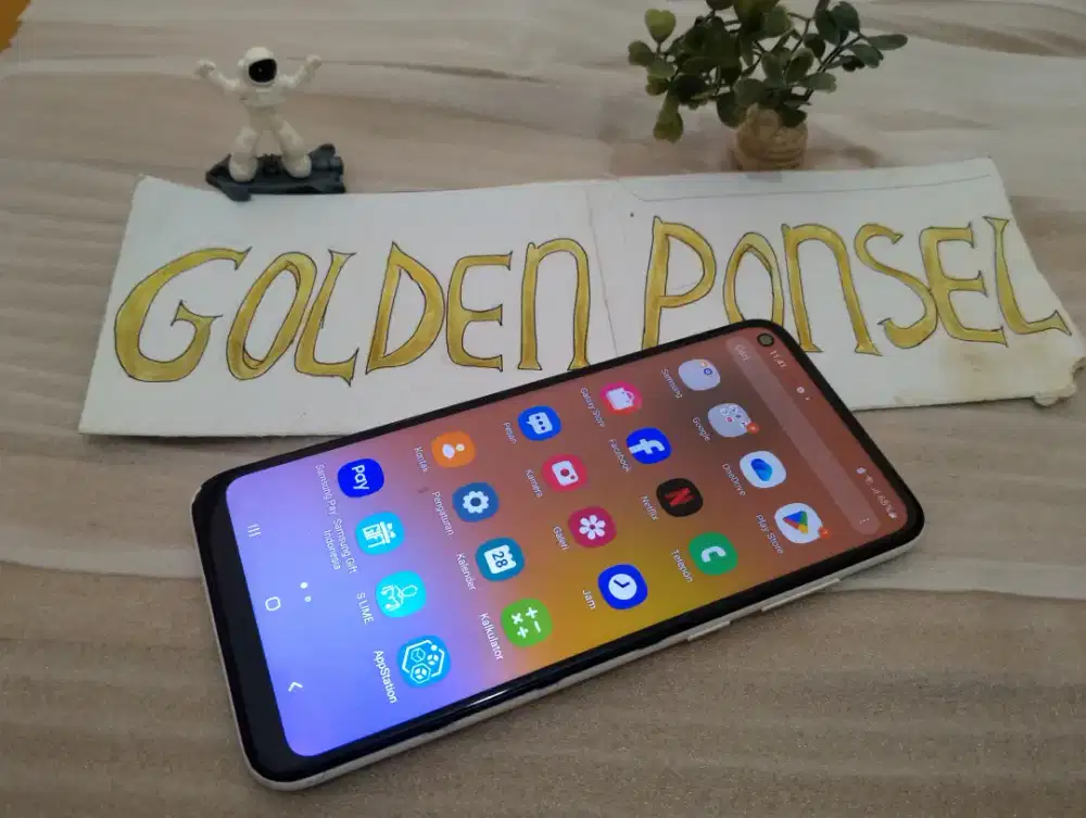 Galaxy A11 ORI SEIN 32Gb/Ram3Gb.Golden Ponsel
