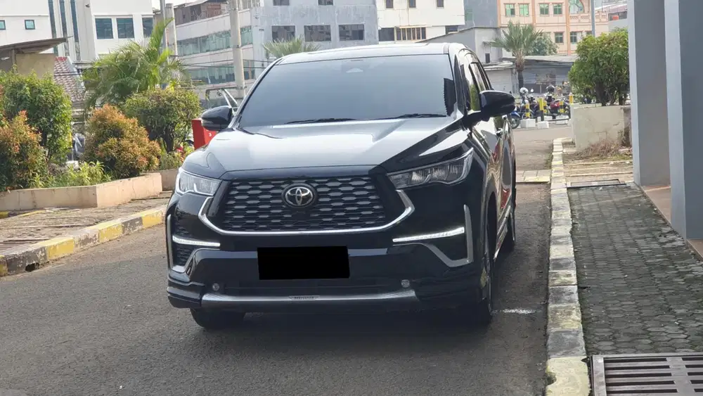 Km 7rb toyota kijang innova zenix q hybrid modelista tss 2025 hitam