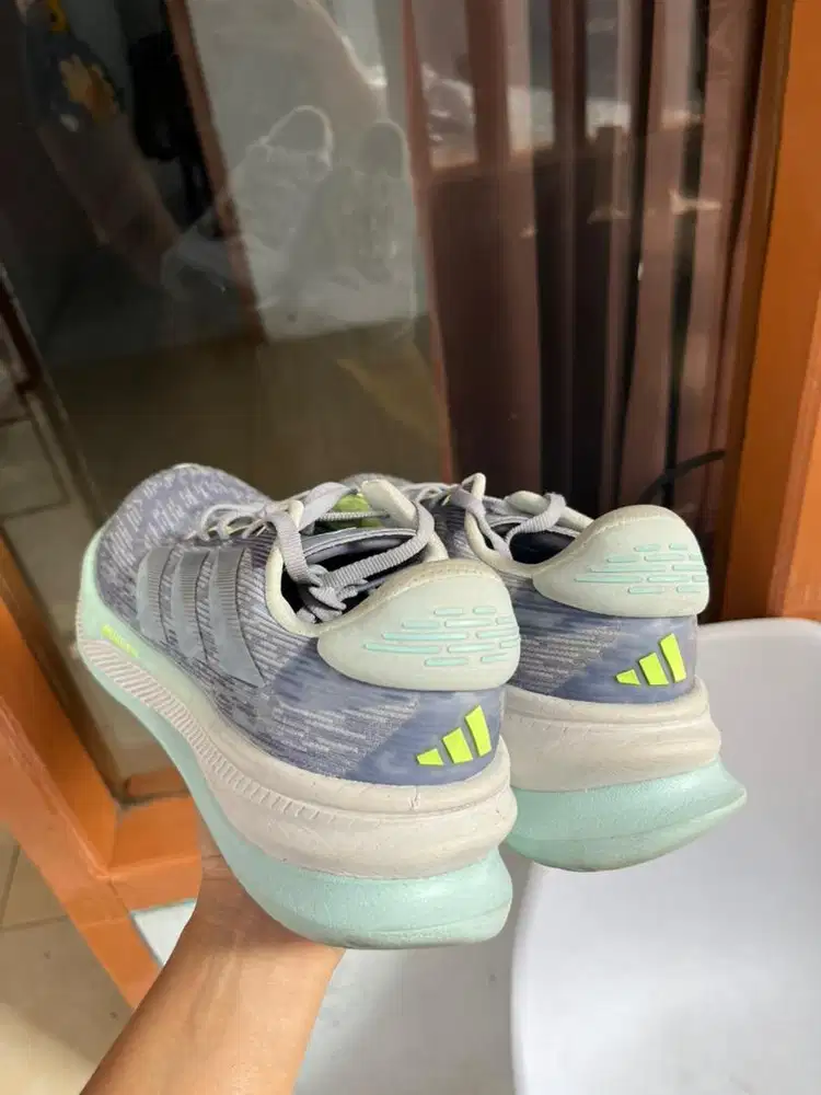 Sepatu Adidas supernova running comfortglide