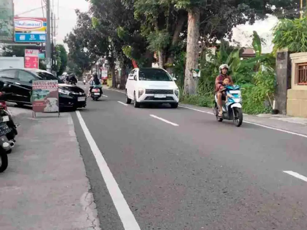 MURAH ! Tanah Prospektif  Strategis Akses Bagus Di Kawasan Bisnis Condongcatur Dekat Pakuwon Mall, Kampus UGM & UPN