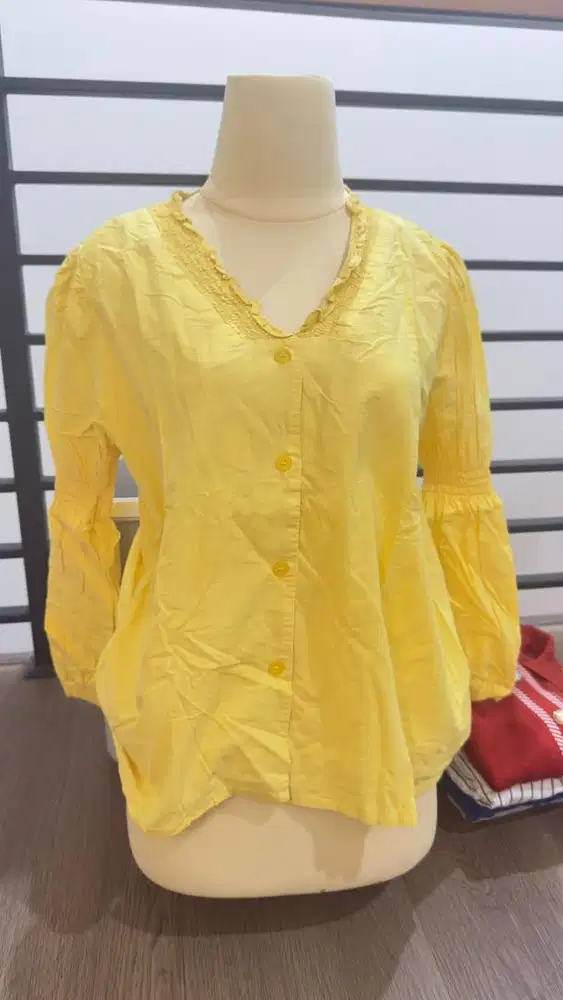 All tops branded 25k