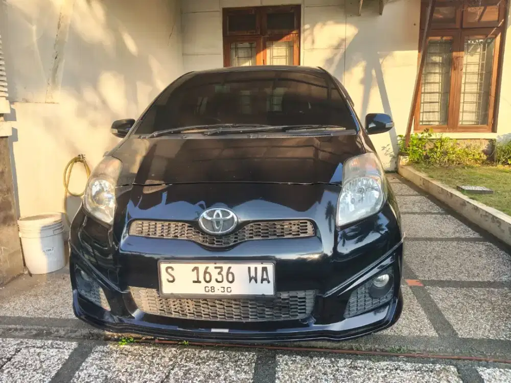 Toyota Yaris TRD Sportivo 2013 Matic KM 127 rb Original Siap Pakai