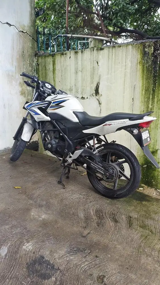 HONDA CB150R JUAL CEPET!!!