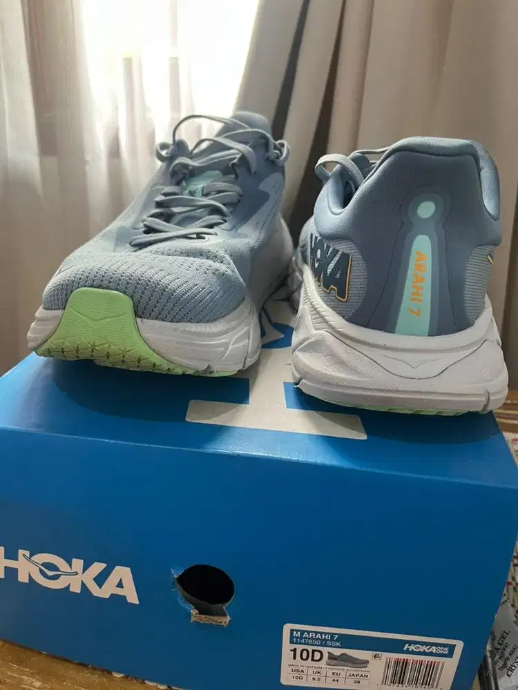 Sepatu Hoka Arahi 7 Original