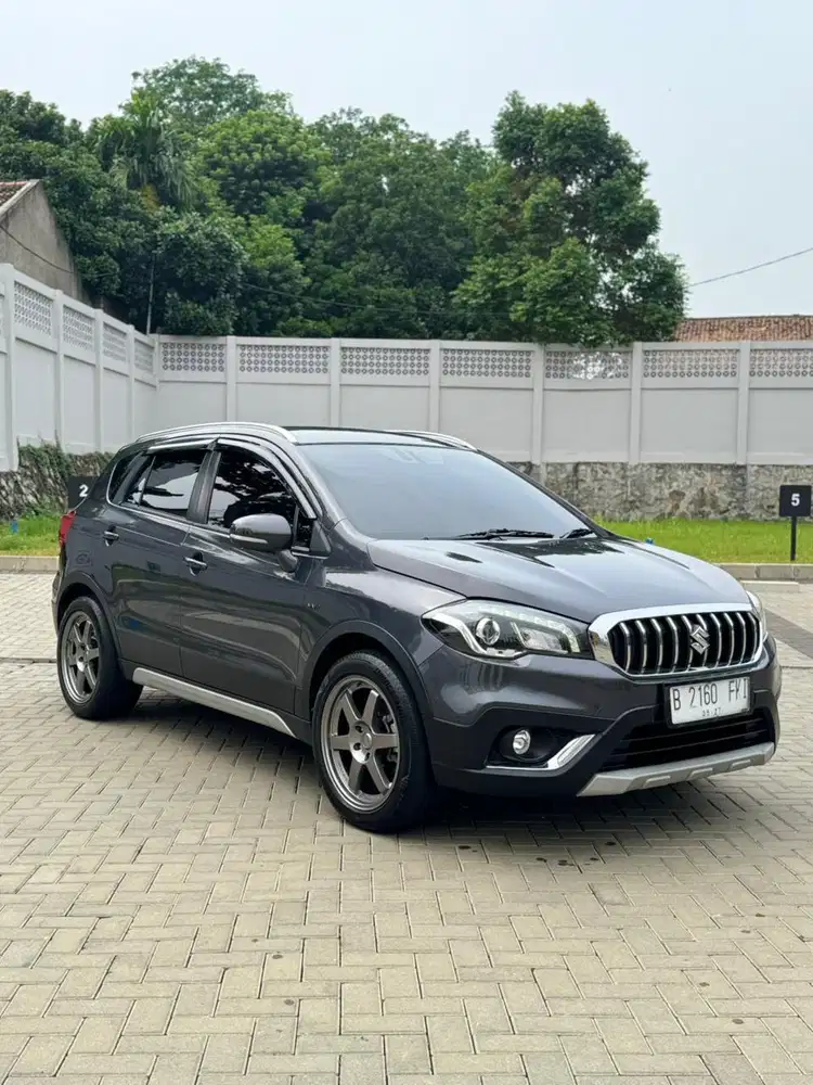 SUZUKI SX4 SCROSS A/T 2022 GREY