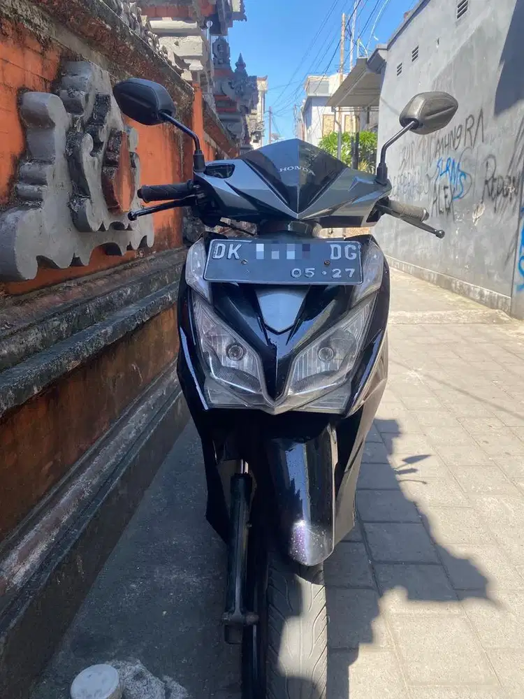 Vario 125 Tangan pertama