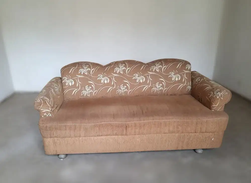 Sofa panjang 3 seat