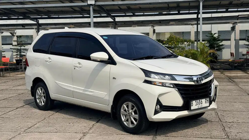 TOYOTA AVANZA G 1.3 AT 2019/2020 PUTIH AVANZA E