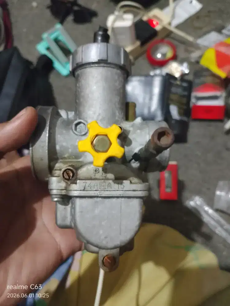 Karburator PE 28