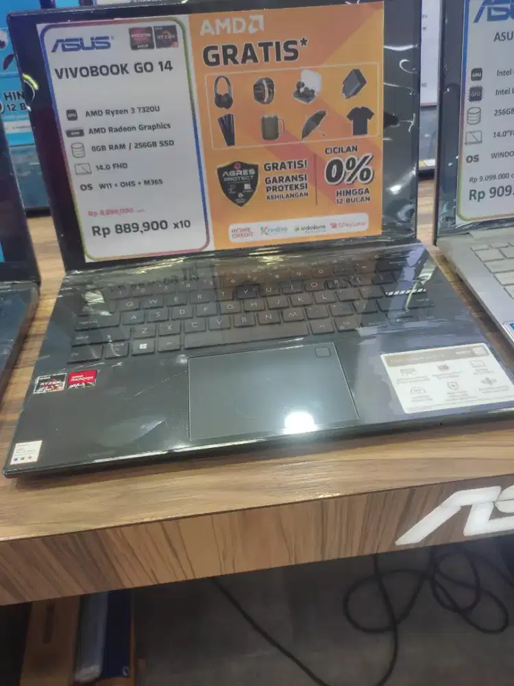 Asus vivobook go14 ram 8gb 512gb SSD bisa cicil tanpa DP