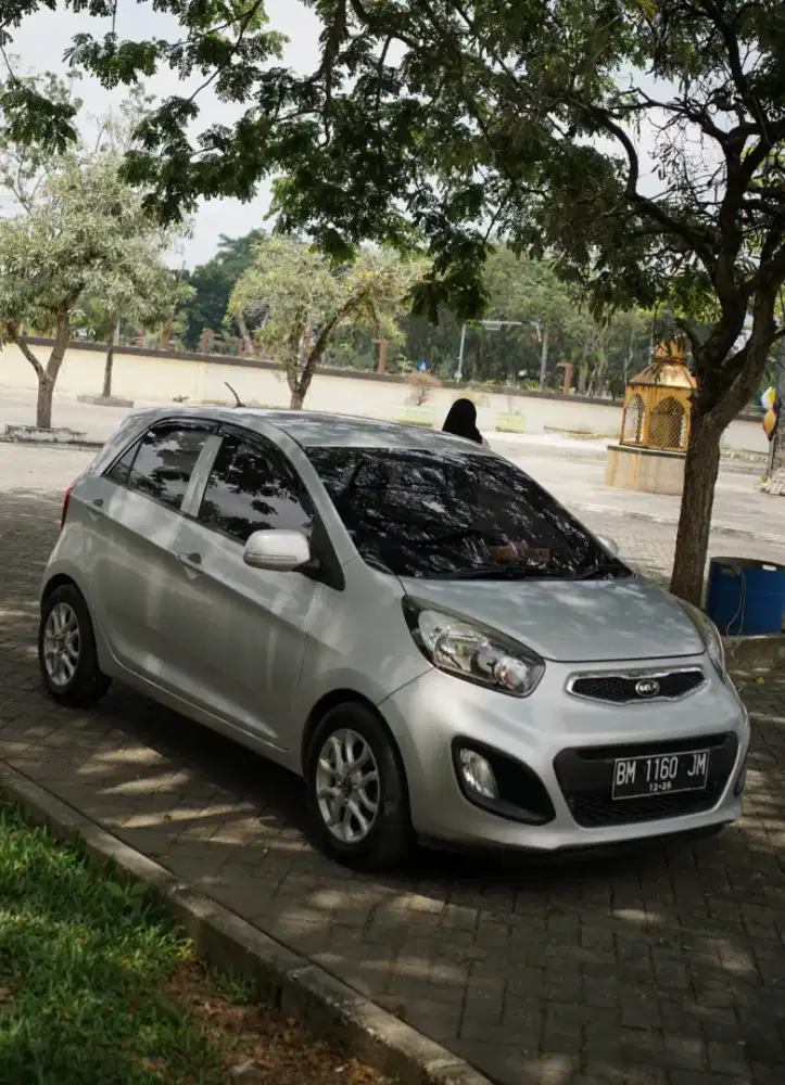 KIA PICANTO 2011 AKHIR