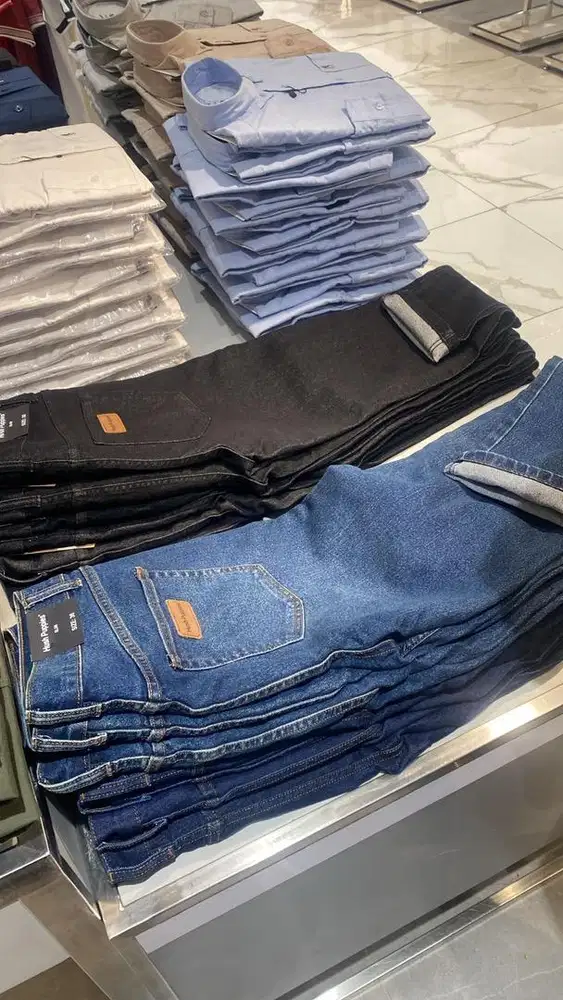 Celana jeans biru hush puppies size 34