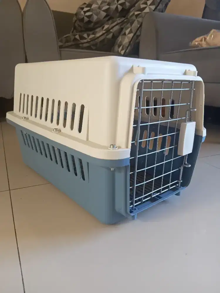 Pet cargo belum dipakai