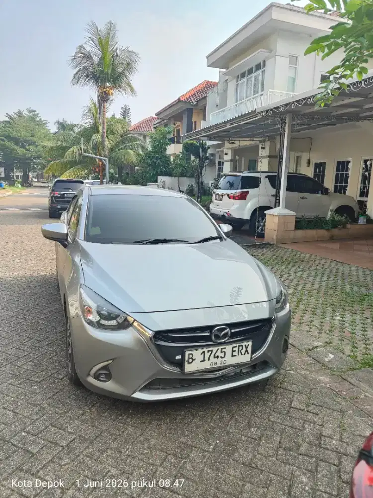 Jual Mazda 2 type R mulus pakai pribadi