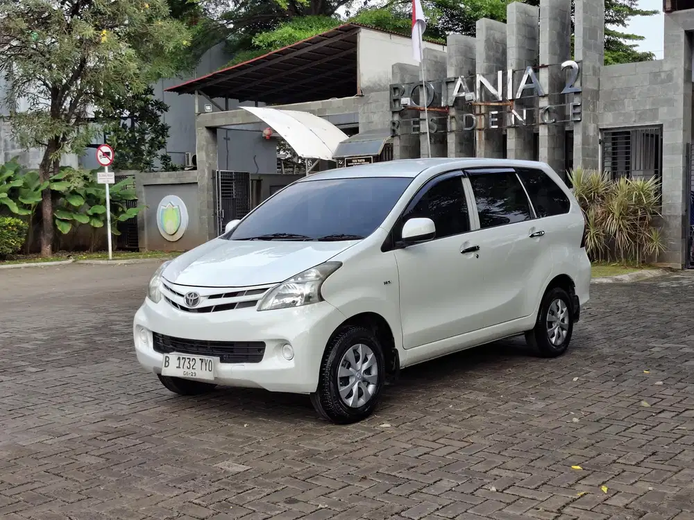 CASH Avanza E 2014 At TERMURAH