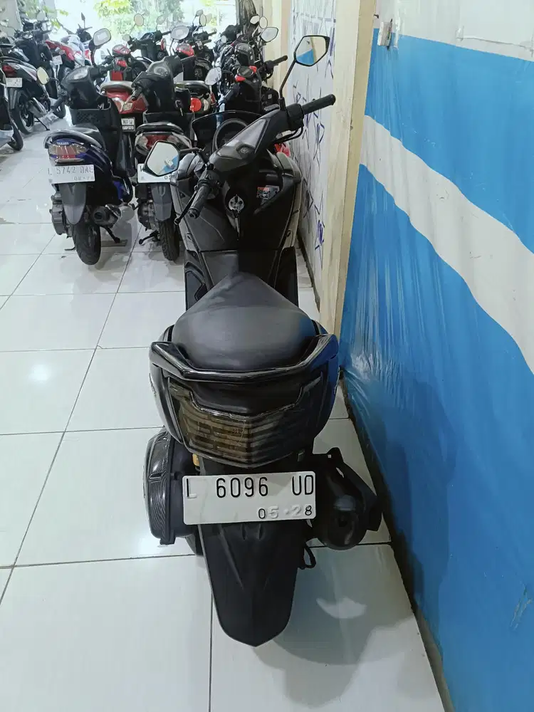 YAMAHA NMAX ABS 2018 ISTIMEWA MULUS KM LOW BISA KREDIT