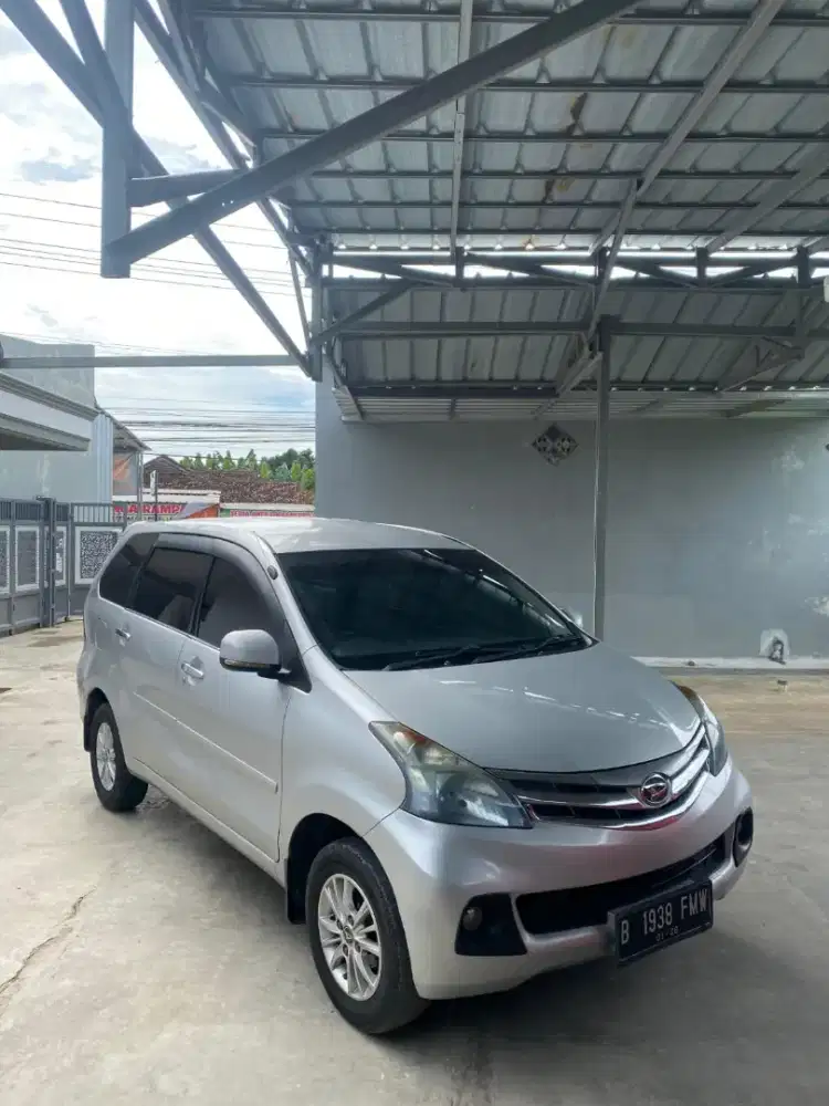 Xenia R sporty manual