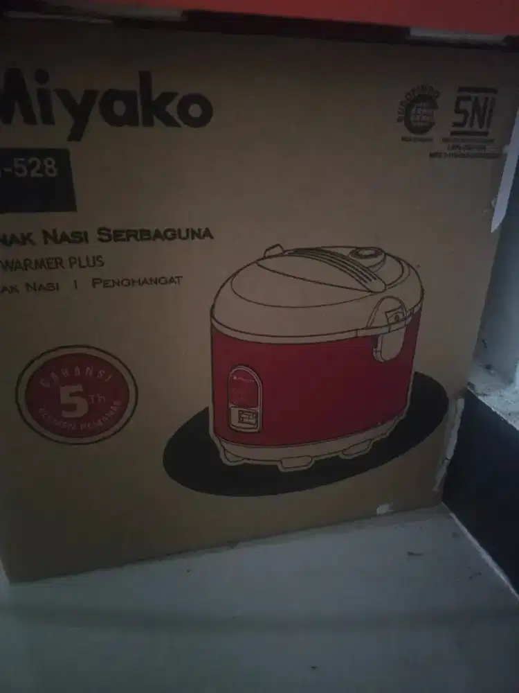 Rice cooker - Miyako MCM 528 TS
