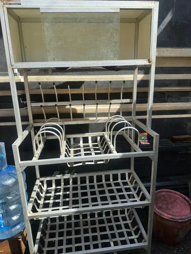 Rak piring aluminum