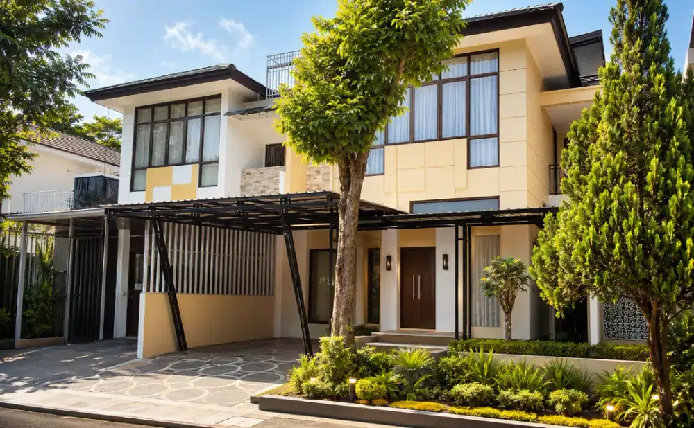 DIJUAL RUMAH BARU RENOVASI DI SENTUL CITY