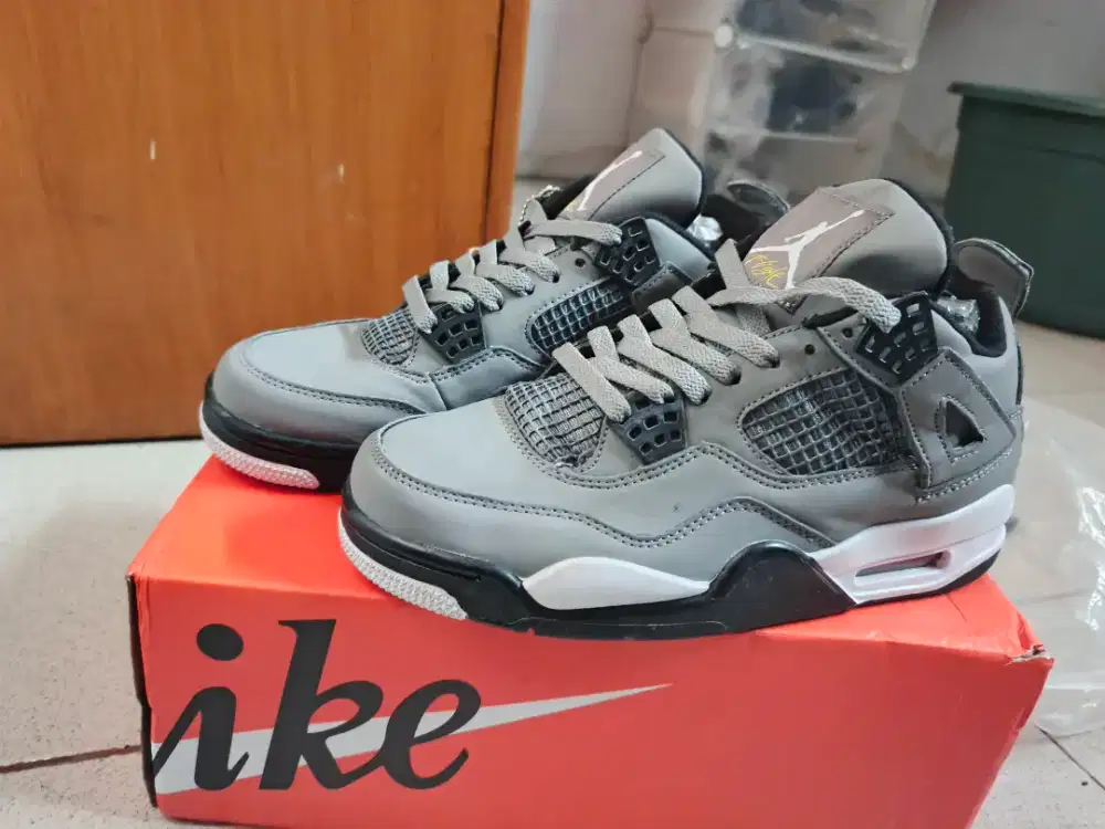 Sepatu basket Nike air Jordan size 41/40
