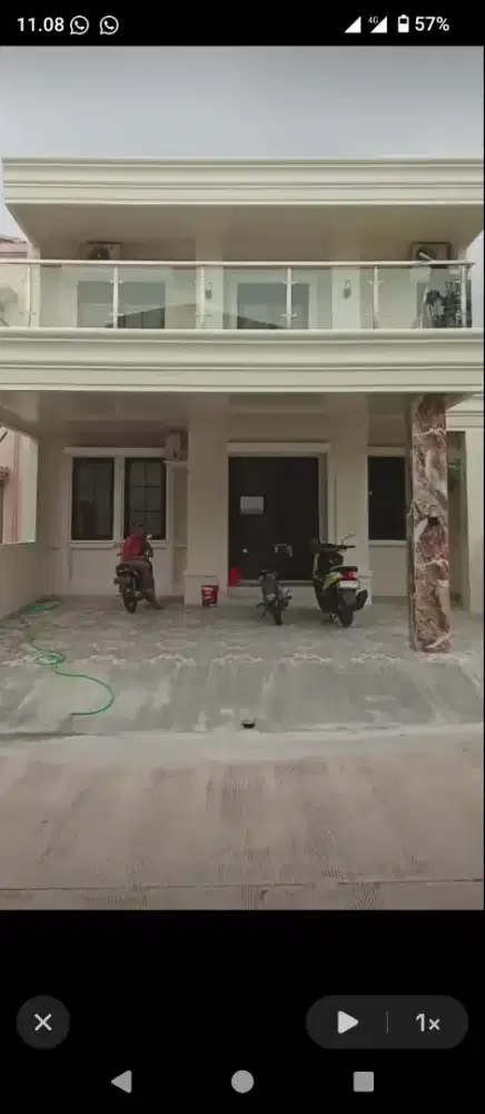 Harian atau borongan