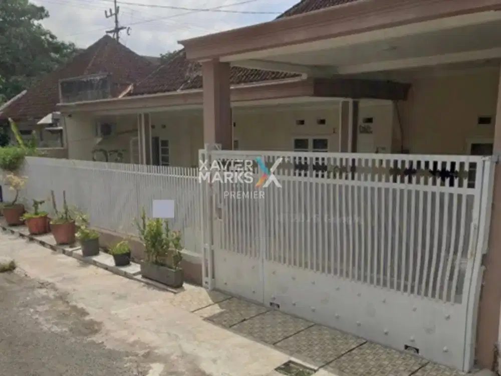 DIJUAL Rumah Terawat Cocok untuk Investasi Kos atau Rumah Tinggal Kawasan Elite Lama Dg Nuansa Asri Dekat Kampus dan Sekolah di JL Pulau-pulau