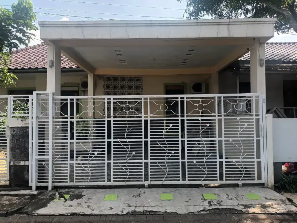 Rumah Hoek dekat AEON Mall sentul