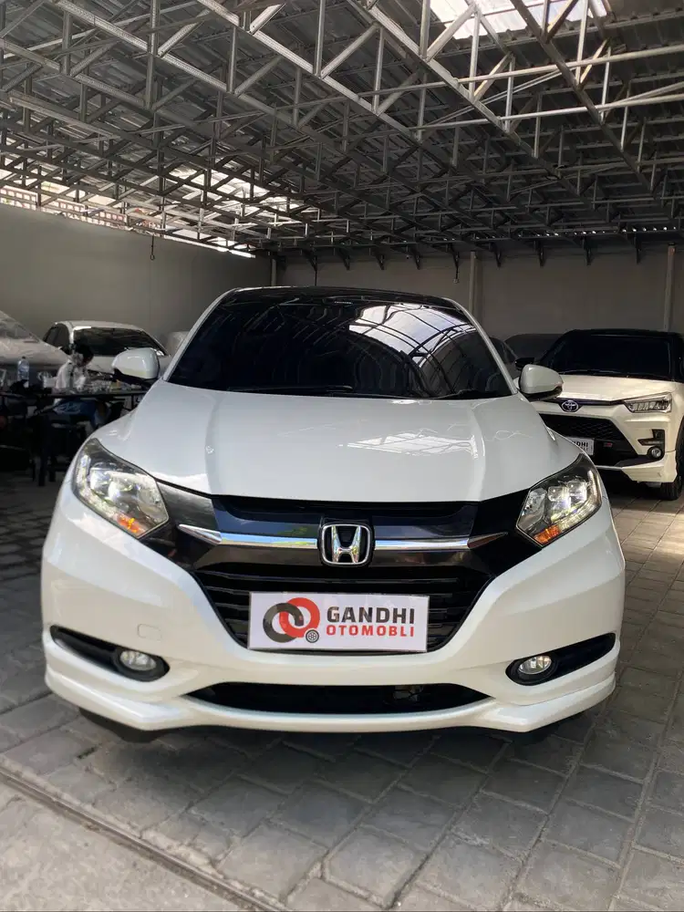 HONDA HRV PRESTIGE 1.8 CVT 2018 matic AT