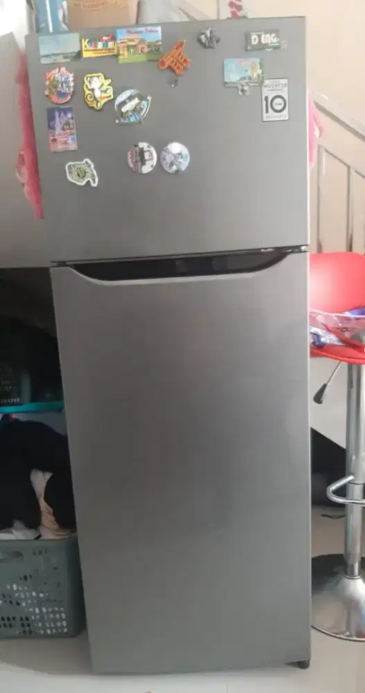 Kulkas LG 2 pintu Inverter 225 Liter bagus ga ada kendala