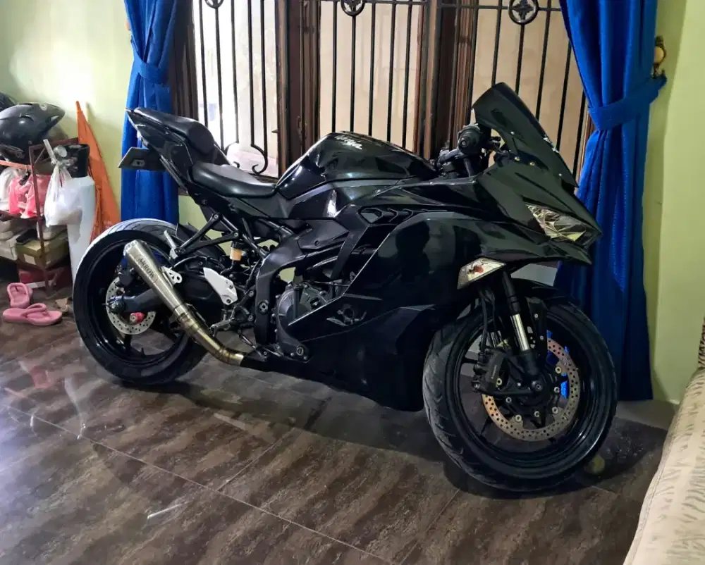 Kawasaki ZX25R Standard 2022