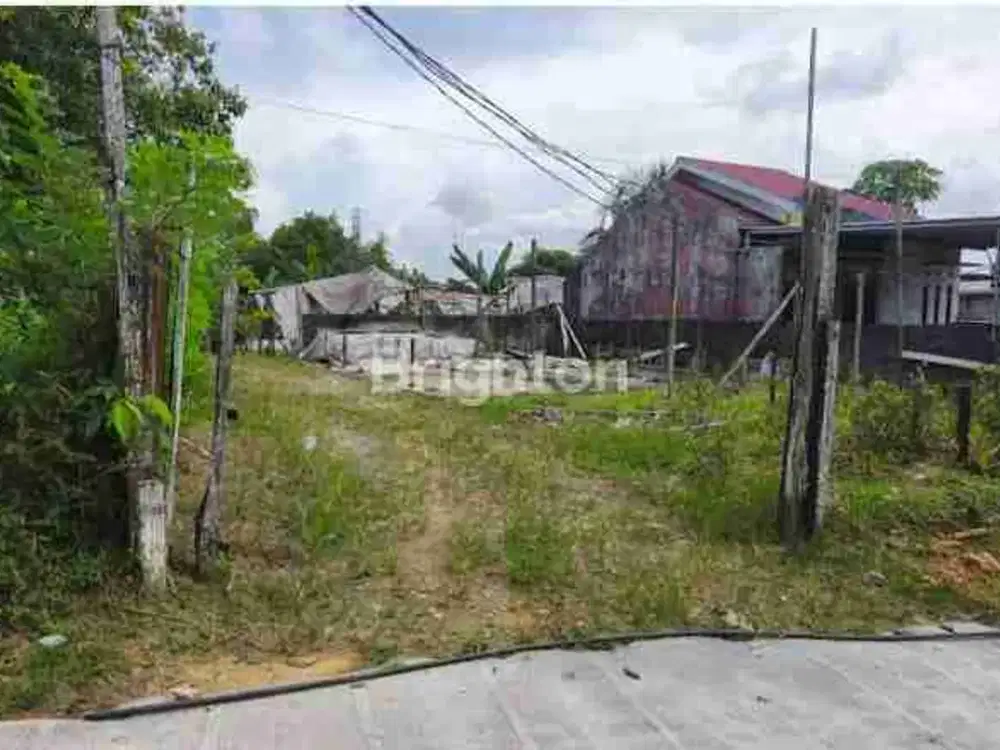 DIJUAL TANAH STRATEGIS LOKASI KM 8.5 DEPAN JALAN COR PERUMAHAN COCOK DIBANGUN RUMAH, KONTRAKAN DAN KOS²AN HARGA NEGO