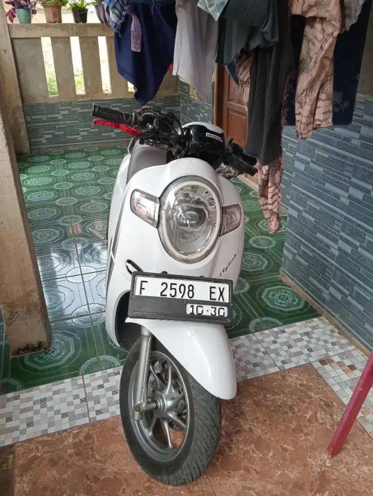 Scoopy stylish 2020