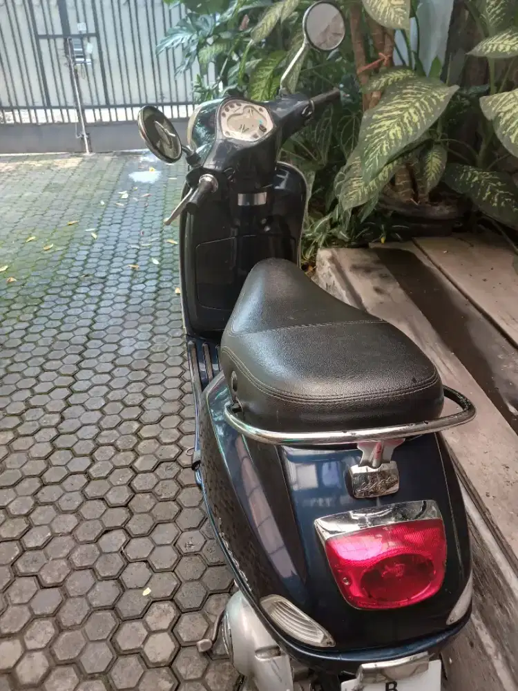 Vespa piaggio lx
