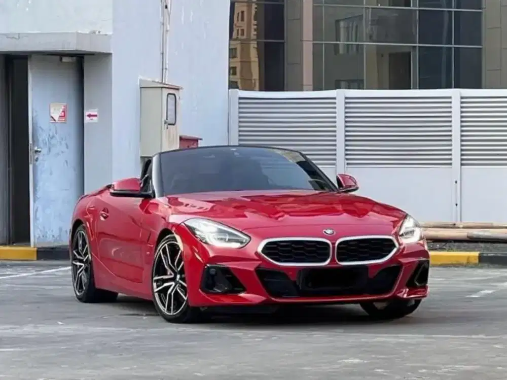 BMW Z4 M30i 2023 Convertible Low KM 9RB Miles Antik