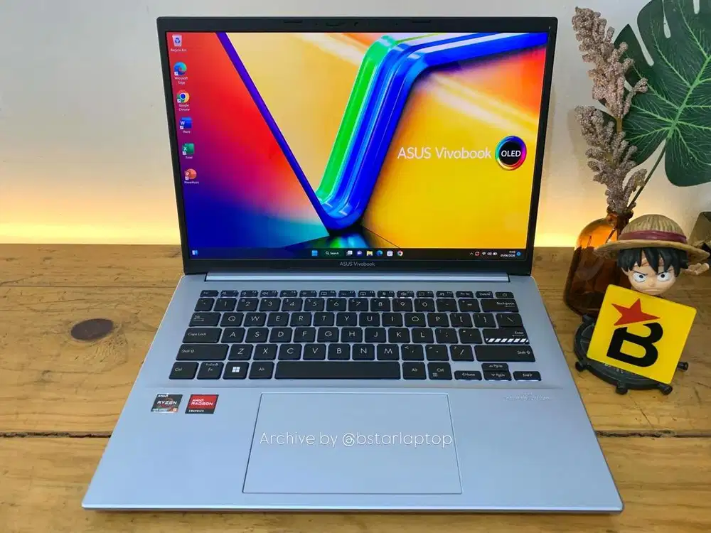 Laptop Asus Vivobook Pro 14 OLED AMD Ryzen 5 5600H RAM 16 / 512 Elegan